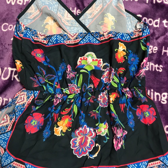 Jealous tomato halter top - Picture 3 of 3